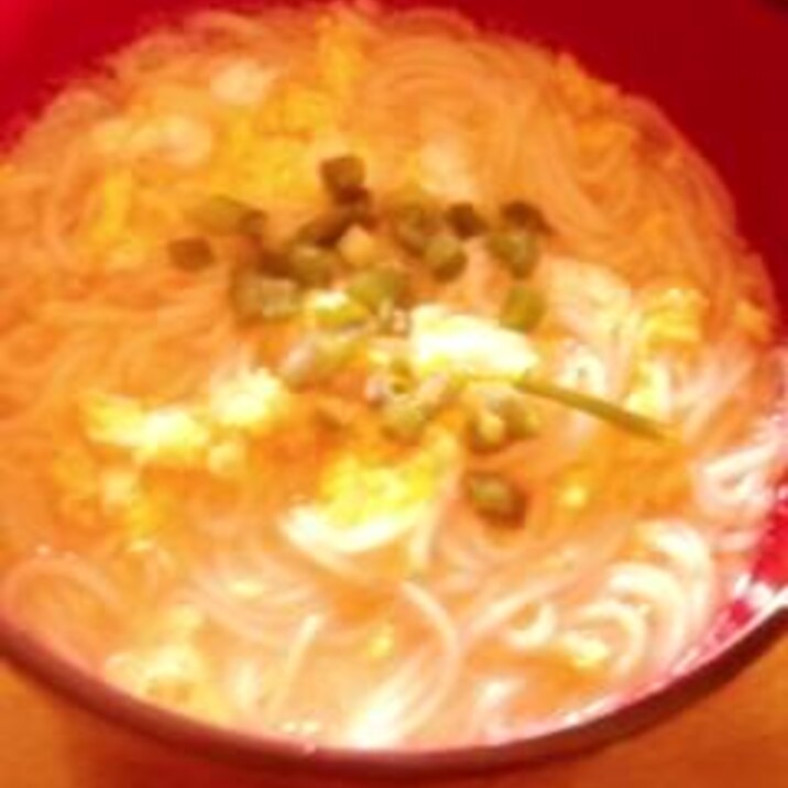 具合が悪い時にも鍋一つで簡単 たまごとじにゅうめん レシピ 作り方 By 担当はぴよ助でした 楽天レシピ